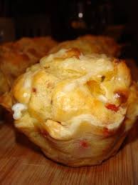 Les Muffins Sales Du Dirlo Chevre Poivrons Et Lardons Cannelle Et Compagnie Muffins Muffins Sales Recette Muffin Sale