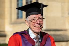 16 Celebrities Who Earned Phds, Mds, And Other Doctorates