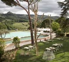 Distanza da piazza delle sorgenti di bagno vignoni = 0.06 km distanza da terme di bagno vignoni = 0.10 km distanza da horti leonini = 3.49 km distanza da cappella di vitaleta. Hotelbilder Albergo Posta Marcucci Bagno Vignoni Holidaycheck