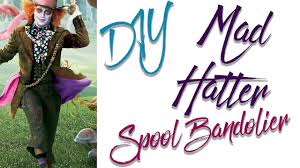 Ich würde gerne zu einer mottoparty als der verrückte hutmacher von alice im wunderland gehen. Der Verruckte Hutmacher Kostum Selber Machen Maskerix De