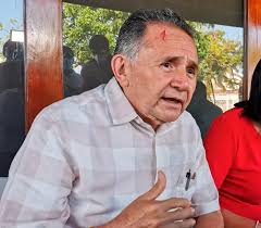 Doctor Pech asegura que no insultó a la senadora Lilly Téllez