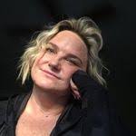 Diana Lentz's Instagram, Twitter & Facebook