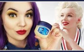 Krista Abraham (krislovesjackon)