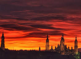 Fotos Y Video Del Impresionante Atardecer Hoy En Zaragoza Zaragoza Atardecer Fotos Videos