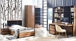 Doğtaş mobilya mağazalarında country genç odası. Avizerere