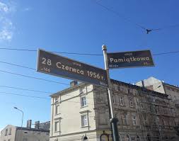 Ze skrzyżowania ulic sikorskiego i 28 czerwca 1956 ma zniknąć las vildas i inne szpetne budki. Poznanski Czerwiec 1956 Miejsca Pamieci Aktualnosci Instytut Pamieci Narodowej Poznan
