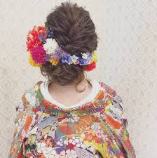 和洋まぜこぜ雰囲気が可愛い 和婚にぴったりの洋髪花嫁ヘアまとめ marry マリー ウェディング ヘアスタイル 成人式 ヘアスタイル 色打掛 髪型
