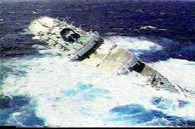 Come ha spiegato in un'intervista, il. Row Row Row Your Lifeboat Gently To The Shore Fridayfunnylol