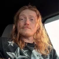 30+ profilů „Hoff“