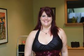 Hintergrundbilder : Modell-, Spaltung, Korsett, Person, Kleidung, Bbw,  Mädchen, Schönheit, Lächeln, Frau, Dame, Kostüm, Milf 3008x2000 - - 555524  - Hintergrundbilder - WallHere