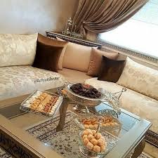 المغربيات الكل فالكل Sur Instagram الصالون المغربي الصالون المغربي Living Room Sofa Design Ceiling Design Living Room Moroccan Living Room