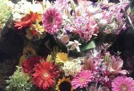 And, if you need additional matching bridesmaid bouquets or boutonnieres and corsages, sam's club makes them. Stop Shop Grocery Store Flowers Weddings Wedding Attire Wedding Forums Weddingwire