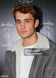 196 Callum Chapman Stock Photos, High-Res Pictures, and Images