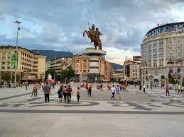 A wizzair június egytől hetente kétszer repüli a szkopje közúton mintegy 800 kilométerre van budapesttől, ebből jelenleg 546 kilométer az. Szkopje Top 8 Latnivalo Avagy Macedonia Fovarosa A Mi Szemunkkel Beyond The Fjords
