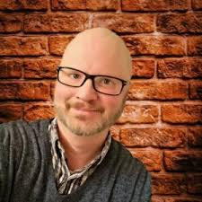 LUCY'S COMEDY STAND-UP