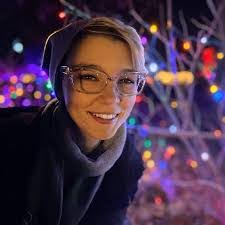 Crystal Camden's Instagram, Twitter & Facebook