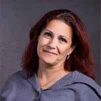 500+ "Benito" profiles