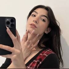 ♥️♥️♥️ (@Dameliosaura)