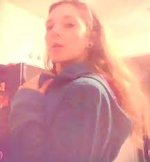 The sun is out and the snow is melting yay! 😎☀️🤍 #sunny #winter  #carselfie #smilealways