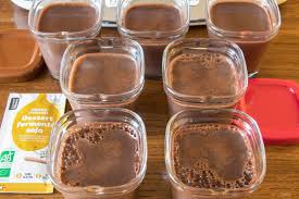 Le Secret Pour Faire Des Yaourts Au Chocolat Non Acides Et Tout Doux C Est D Utiliser 1 Sache Yaourt Au Chocolat Recette Yaourt Recette Yaourt Avec Yaourtiere
