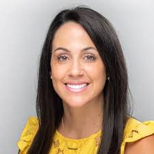 Lauren Dion's Instagram, Twitter & Facebook