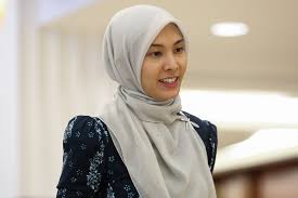 Born 19 november 1980) is a malaysian politician. Nurul Izzah Two Pkr Mps Say Dismayed By Orders On Budget Vote Moot Parliamentary Caucus To Rectify Matters Malaysia Malay Mail