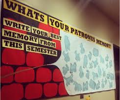 Just 19 Magical Harry Potter Bulletin Boards Even Muggles Can Pull Off In 2020 Harry Potter Classroom Harry Potter Wall Decals Harry Potter Library