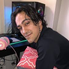 Aaron Race (@aarontylerrace) • Instagram photos and videos