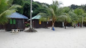 Kami bergerak pada jam 1 pagi 29 april 2017 dan tiba di jeti merang pada jam 8.30 pagi. Beachfront Chalets Picture Of Redang Mutiara Beach Resort Pulau Redang Tripadvisor