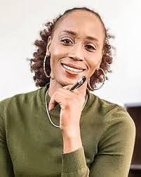 Kelly Hildreth's Instagram, Twitter & Facebook