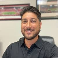 Eric Kubilus's Instagram, Twitter & Facebook