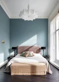 Start by selecting a colour for the bottom half of your room, this blush pink creates a dreamy soft scheme that will warm up your whites. Farvernes Betydning Er Stor Nar Det Handler Om At Fa Et Beroligende Sovevaerelse Small Room Colors Bedroom Interior Master Bedroom Colors