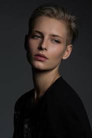 Androgyne Frauen