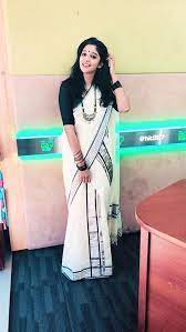 Get complete info about trendy types of kasavu saree for kerala stands out for its traditional kerala kasavu saree. 77 Set Mundu Ideas Set Saree Kerala Saree Kerala Saree Blouse Designs