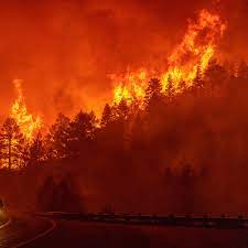 While wildfires are a natural part of california's landscape, the fire season in california and across the west is starting earlier and ending later each year. California Fire Threatens Over 1 000 Homes As Blazes Burn Across Us West California The Guardian