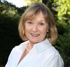 Eileen Corbett's Instagram, Twitter & Facebook