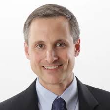 Christmas Tree Syndrome (Christmas Tree Allergies): Symptoms, Causes,  Diagnosis, Treatment, and Prevention