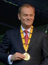 Tusk is a 2014 american comedy horror film written and directed by kevin smith, based on a story from his smodcast podcast. Donald Tusk