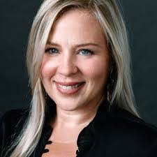 Beth Lanthier's Instagram, Twitter & Facebook