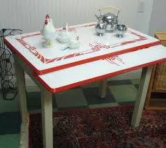 Red And White Porcelain Top Table Vintage Kitchen Table Retro Kitchen Tables Red And White Kitchen