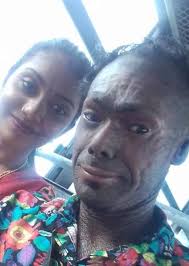 Ragbrai participant giving hugs