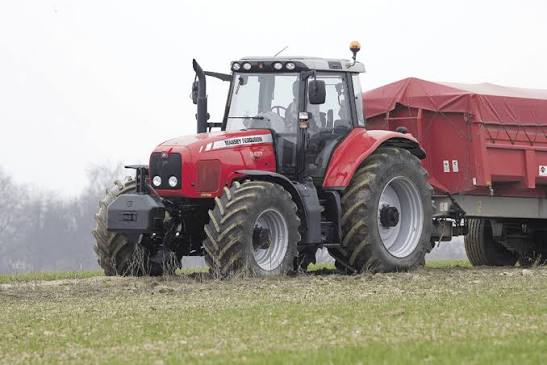 Massey Ferguson MF 6495 Tractor