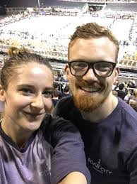 Ellie Parrott's Instagram, Twitter & Facebook