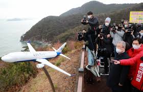 국토부는 앞서 가덕도 신공항 건설에 부산시가 추산한 7조5000억원의 4배에 달하는 28조6000억원이 소요될 수 있고, 안전성·경제성·환경성 등 7개. êµ­ë¯¼ 53 6 ê°€ë•ë„ íŠ¹ë³„ë²• ìž˜ëª» ë¶€ìš¸ê²½ì—ì„œë„ ë¶€ì •í‰ê°€ ì•žì„œ