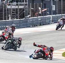 Francesco Thor Nelsoni Need A Poster Of This Marcmarquez Save Gohardorgohome Motogp Valencia Moto Nearcrash Racing Bikes Motogp Racing Motorcycles