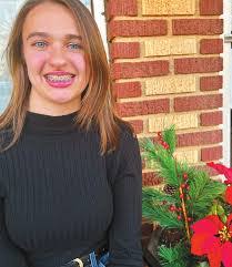 Anise Moore's Instagram, Twitter & Facebook