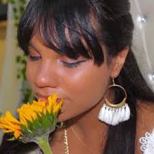 Alexa Alvarez Email & Phone Number