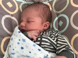 Mom delivers healthy baby during coronavirus pandemic with midwife's help