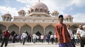 Jumlah penduduk malaysia tahun 2017 sebesar 31,62 juta orang. Populasi Malaysia Meningkat Menjadi 32 29 Juta Pada Kuartal I