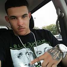 Derrick Mcneill's Instagram, Twitter & Facebook